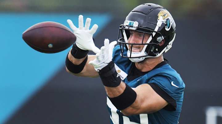 Jaguars Waive Gator Great Tim Tebow