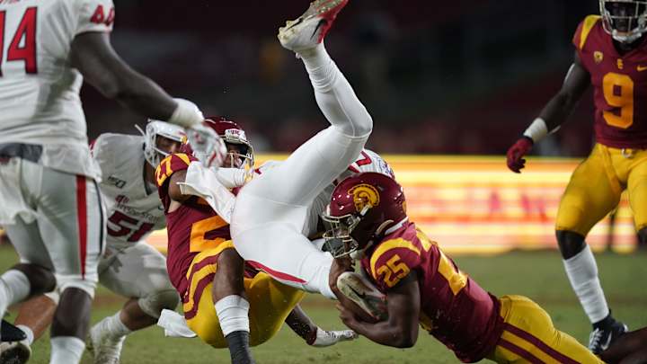 USC Safety Suffers Season Ending Injury
