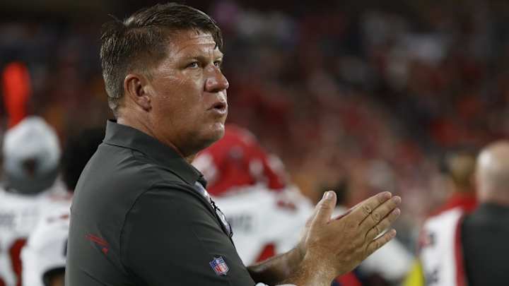 Buccaneers Waive Two to Meet 85-Man Roster Limit