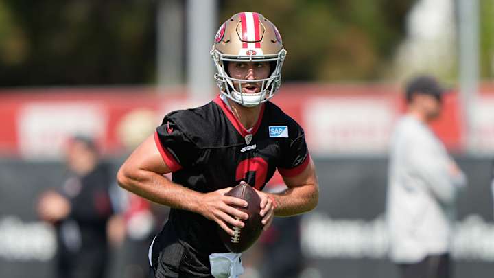 Should Falcons Sign Struggling QB Josh Rosen?