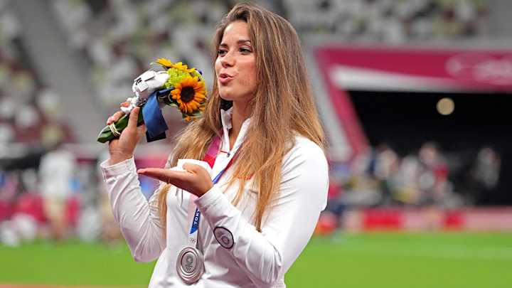 Polish Javelin Thrower Auctions Silver Olympic Medal to Pay for Boy's Heart Surgery