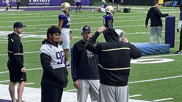 Huskies' Peihopa Poised to Make Immediate D-Line Breakthrough, a Rarity