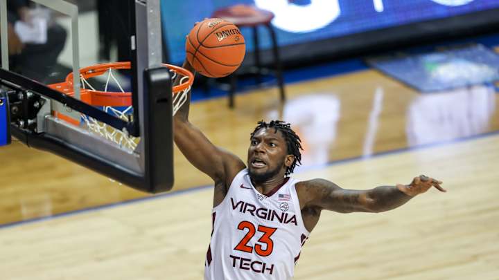 Aggies Land Talented ACC Wing Transfer