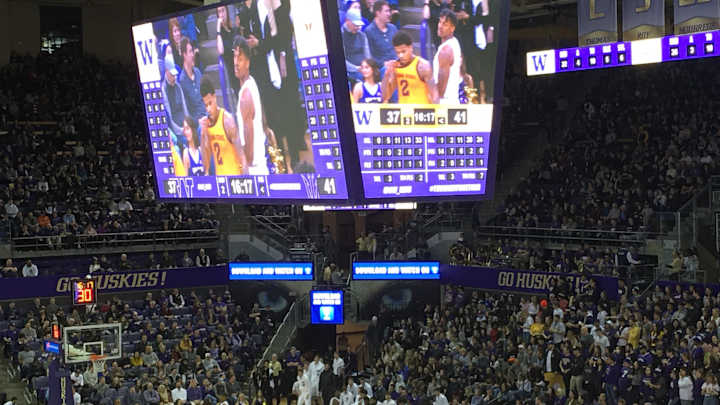 Huskies Reveal Basketball Schedule Compiled for a Rebuild