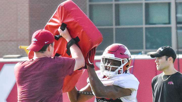 Offense Doesn't Put Best Receivers on Field in Early Drills