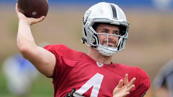 Derek Carr Confident in 2021 Raiders