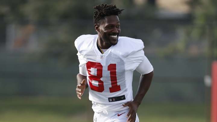 Antonio Brown Involved in Fight at Buccaneers, Titans Joint Practice