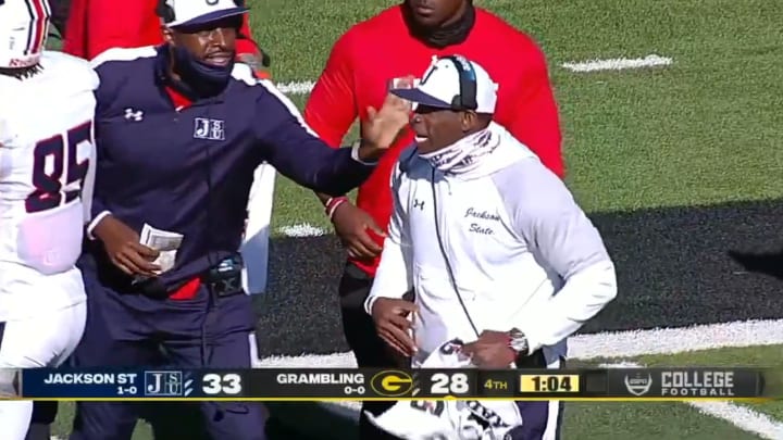 Jackson State's Big Defensive Play Stops Grambling's Rally, 33-28 in SWAC Opener