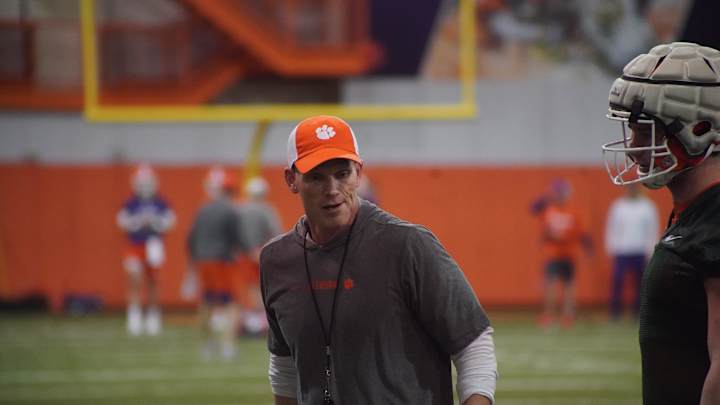 Venables Pleased With Camp; Excited About D-Line