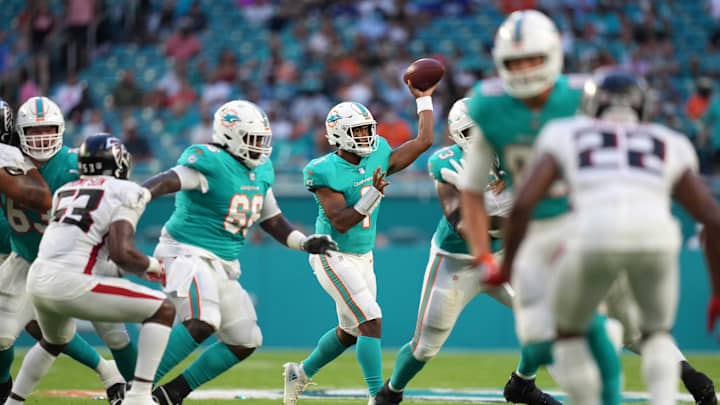 Dolphins Dominate Atlanta