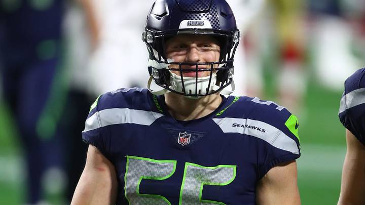 Seahawks LB Ben Burr-Kirven Leaves Preseason Game Versus Broncos With Knee Injury Seahawks LB Ben Burr-Kirven Leaves Preseason Game Versus Broncos With Knee Injury