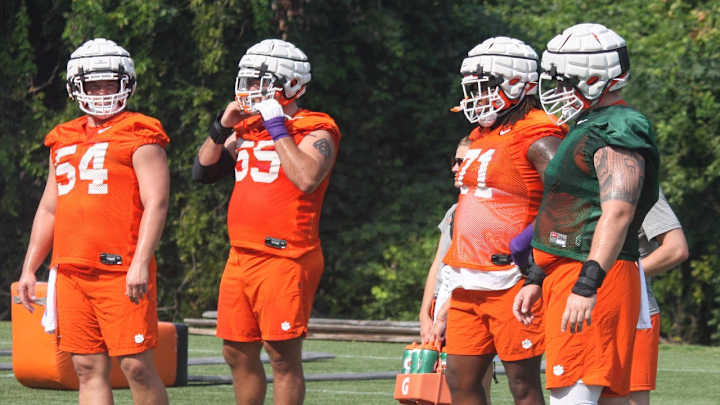 Dabo Swinney Still Looking for Consistency in Three-Man Center Race Dabo Swinney Still Looking for Consistency in Three-Man Center Race