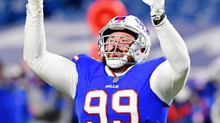 Worrisome Knee Injury for Bills' Harrison Phillips