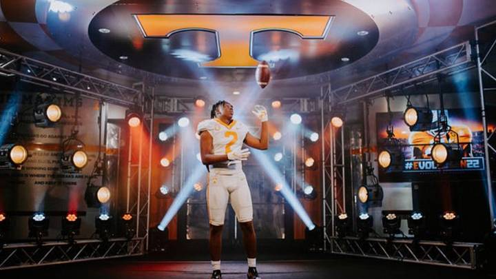 Vols Commit Cameron Miller Helps MAHS Light Up Scoreboard in Season-Opener