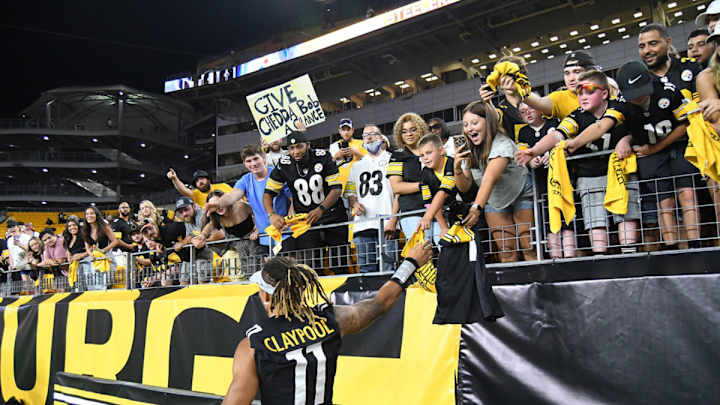 Video: Unfortunate Brawl Occurs at Heinz Field