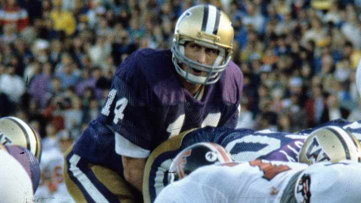 Morris Resembles Another UW QB Short on Inches, Long on Heroics