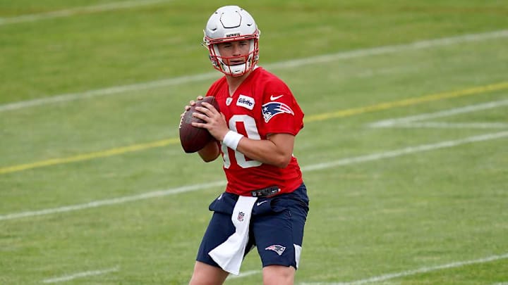 Jones, Uche, Bourne and More: Patriots Training Camp Impressions from August 23
