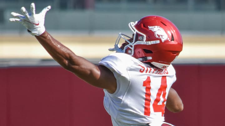 Buckner, Stephens Have Much to Gain from Bowl Practices Buckner, Stephens Have Much to Gain from Bowl Practices