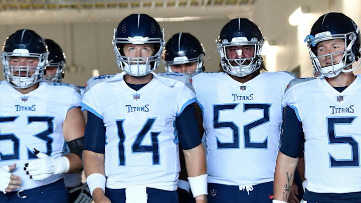 Ex-USC QB Matt Barkley Turning Heads With Tennessee Titans Ex-USC QB Matt Barkley Turning Heads With Tennessee Titans