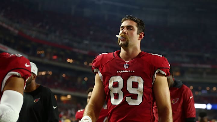 In Wake of Luke Willson's Retirement, Seahawks Sign TE Ian Bunting In Wake of Luke Willson's Retirement, Seahawks Sign TE Ian Bunting