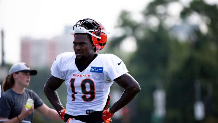Watch: Clips of Ja'Marr Chase, Tee Higgins, Tyler Boyd and More From Thursday's Practice
