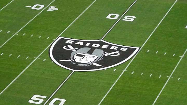 Jon Gruden, Derek Carr Talk About Cliff Branch