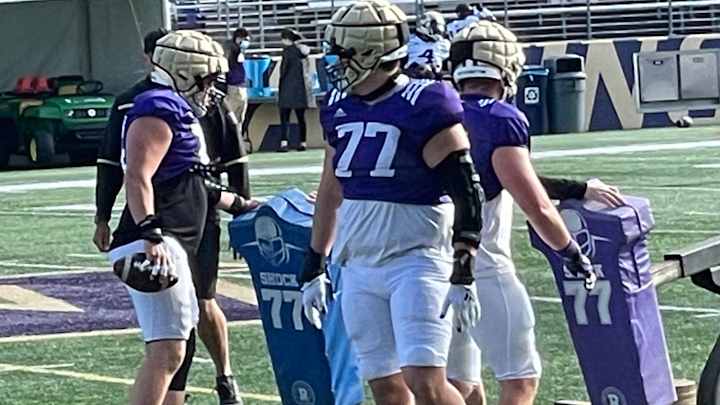 Buelow's Return Has Taken the Pressure Off His Husky Quarterback Buelow's Return Has Taken the Pressure Off His Husky Quarterback