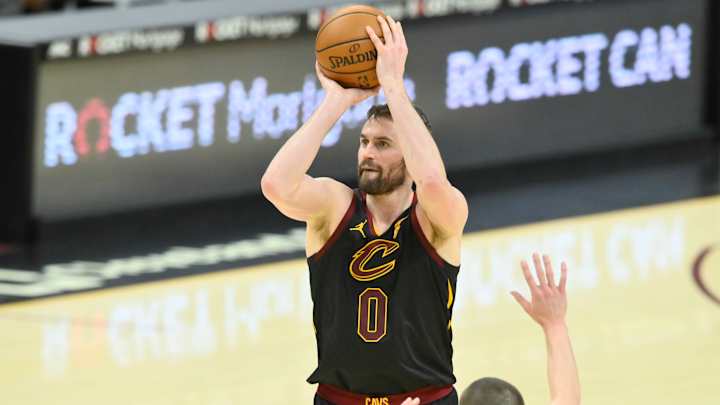 Lakers: Could Los Angeles Be Eyeing Kevin Love as a Buyout Candidate?
