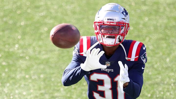 Patriots Notebook: Warring Waived, Injury Crises Avoided and More