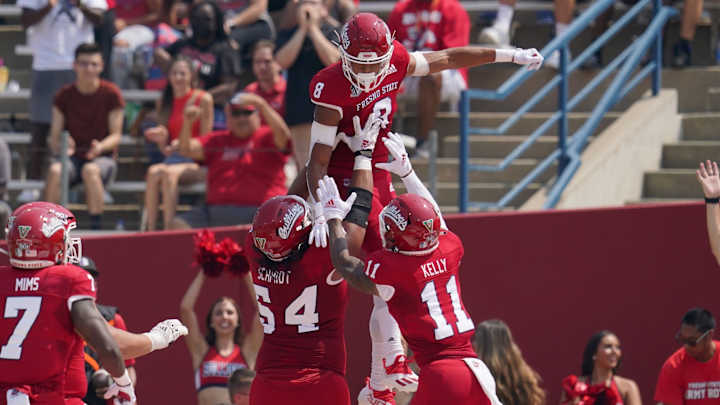 Haener and Jones Reunite With TD Pass in Fresno State Opener