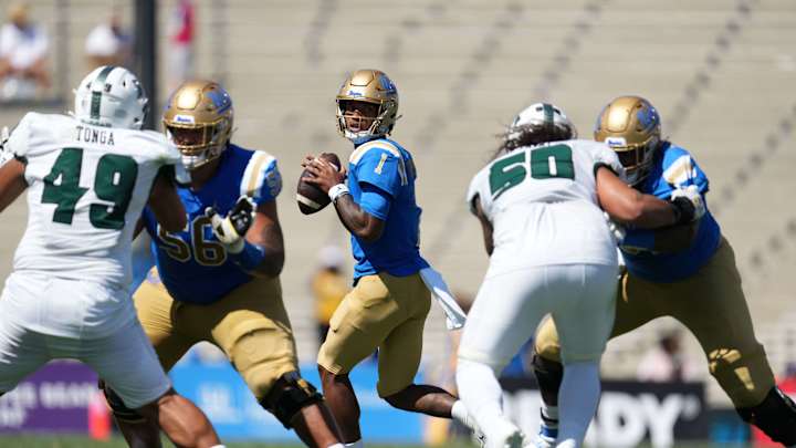 UCLA vs. Hawaii Week 0: Social media reactions to the Bruins' big win