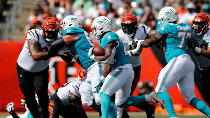 Sinnett Shines in Wild Preseason Finale Sinnett Shines in Wild Preseason Finale