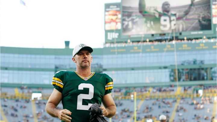 Crosby Relishes Punt, Gives Boot to Miss Field Goal Crosby Relishes Punt, Gives Boot to Miss Field Goal