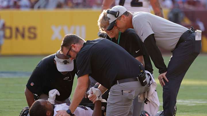 Lamar Jackson Emerges Healthy, Dobbins Injured Vs. Washington
