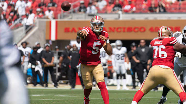 Grading 49ers QBs Jimmy Garoppolo and Trey Lance vs. the Raiders