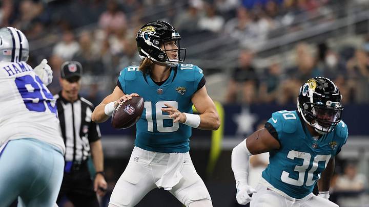 5 Observations From the Jaguars' Win Over Dallas, Including a Comfortable Lawrence and an Improved Henderson