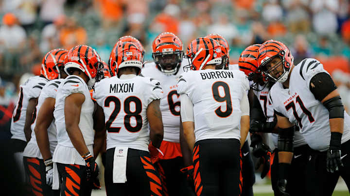 Joe Burrow Reminisces on LSU Teammates, How They Made Each Other Better Joe Burrow Reminisces on LSU Teammates, How They Made Each Other Better