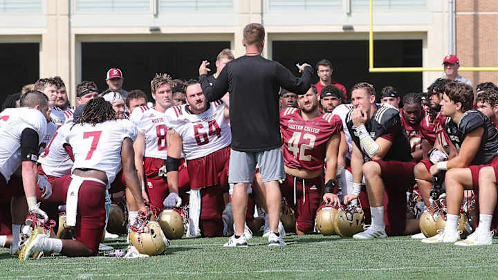 Morning Bulletin: Recruiting Updates For Football and Basketball