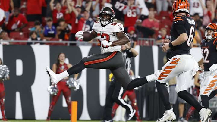 Buccaneers Release LB Joe Jones Among Others, Per Reports