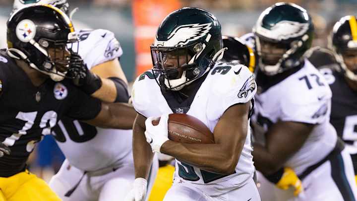 Pros and Cons of Lions Bringing Back RB Jason Huntley Pros and Cons of Lions Bringing Back RB Jason Huntley