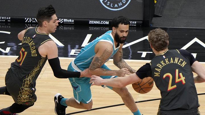 Daryl Morey Officially Welcomes Two-Way Signee Grant Riller to Sixers
