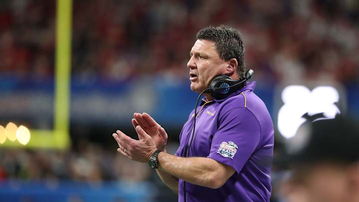 LSU Football Focused, in High Spirits After Evacuation to Houston for Hurricane Ida