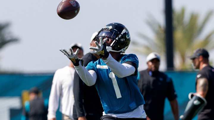 Report: Travis Etienne to Undergo Surgery on Thursday