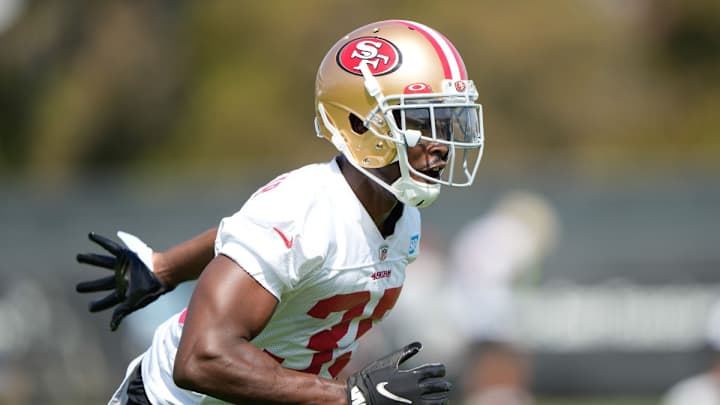 Browns Sign CB Tim Harris, G David Moore to Practice Squad