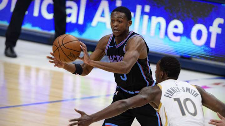 Sixers Rumors: Kings' Fox, Haliburton Unlikely Trade Option for Philly