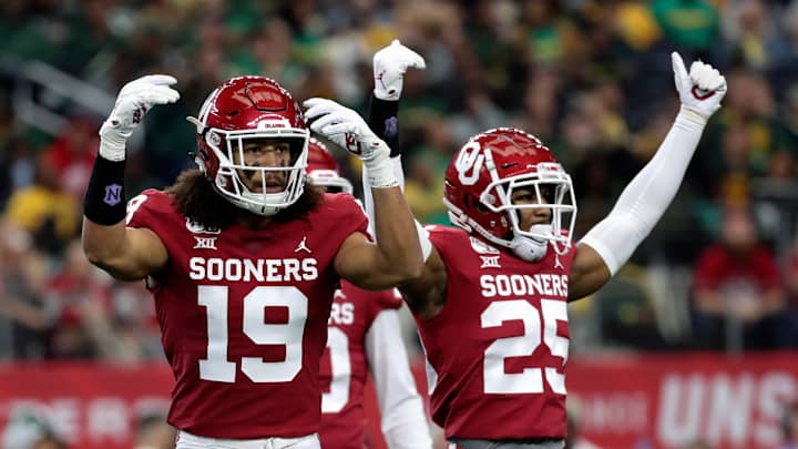 Now a Senior, Oklahoma's Justin Broiles has 'Figured Out Who He is as a Player'
