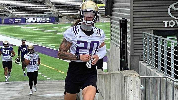 Where's Asa Turner? 2-Year Husky Starter Starts Over