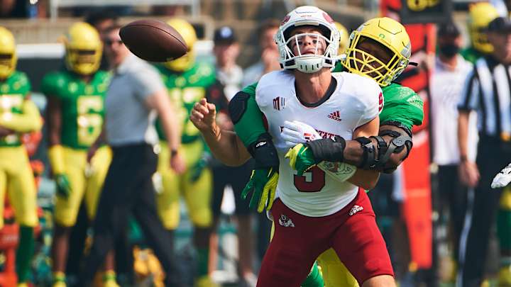 The Latest Details on Kayvon Thibodeaux Ahead of Oregon's Matchup With Ohio State