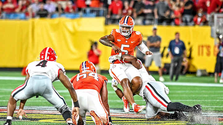 Tigers Fall to Bulldogs Tigers Fall to Bulldogs