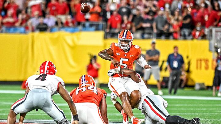 Georgia Defense Wins the Day Georgia Defense Wins the Day